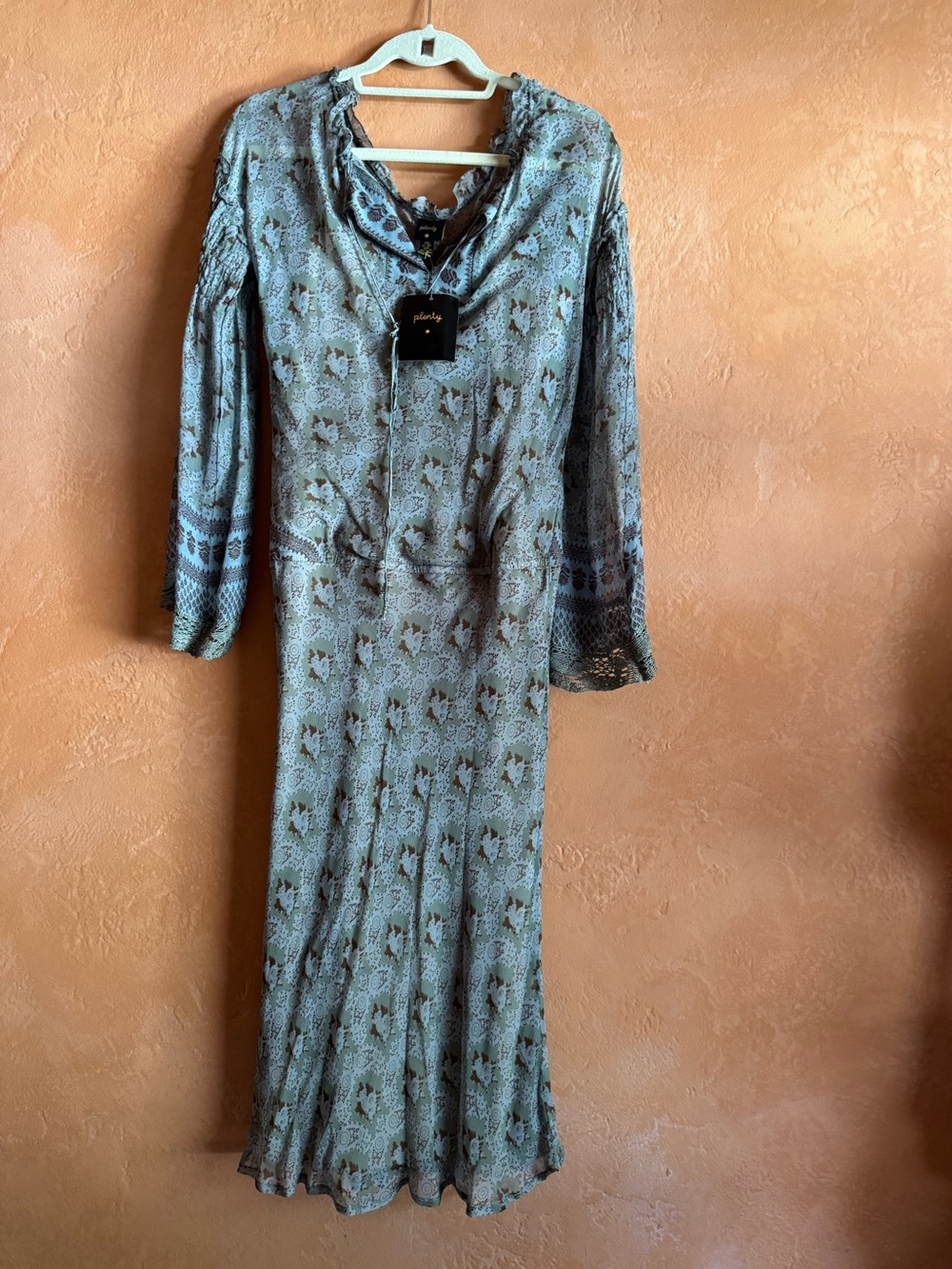Plenty by Tracy Reese NWT 100% Silk Paisley Boho Maxi Dress Sage Size 2